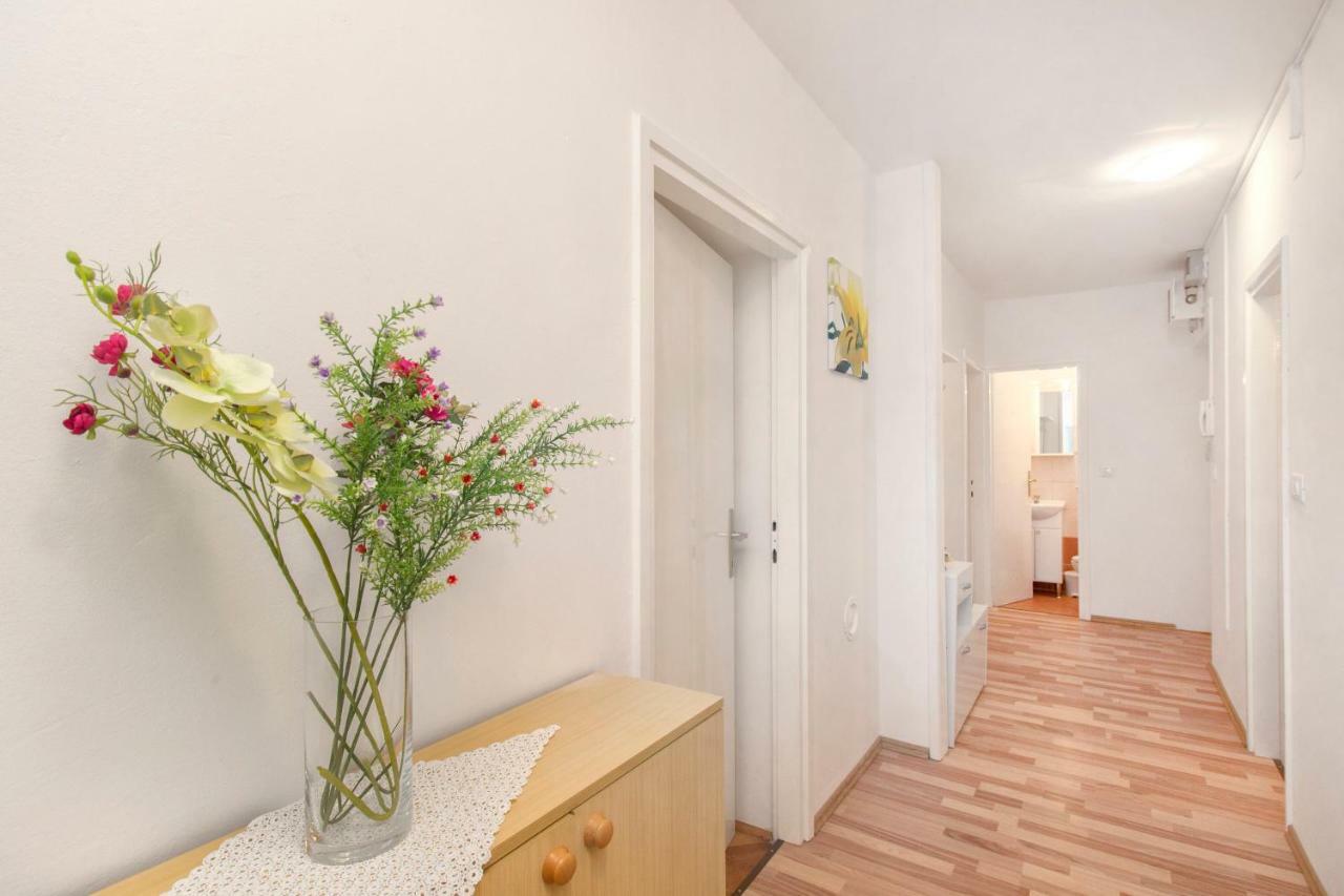 Charming Old Town Apartment Sibenik Exterior photo